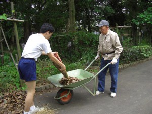 一輪車で